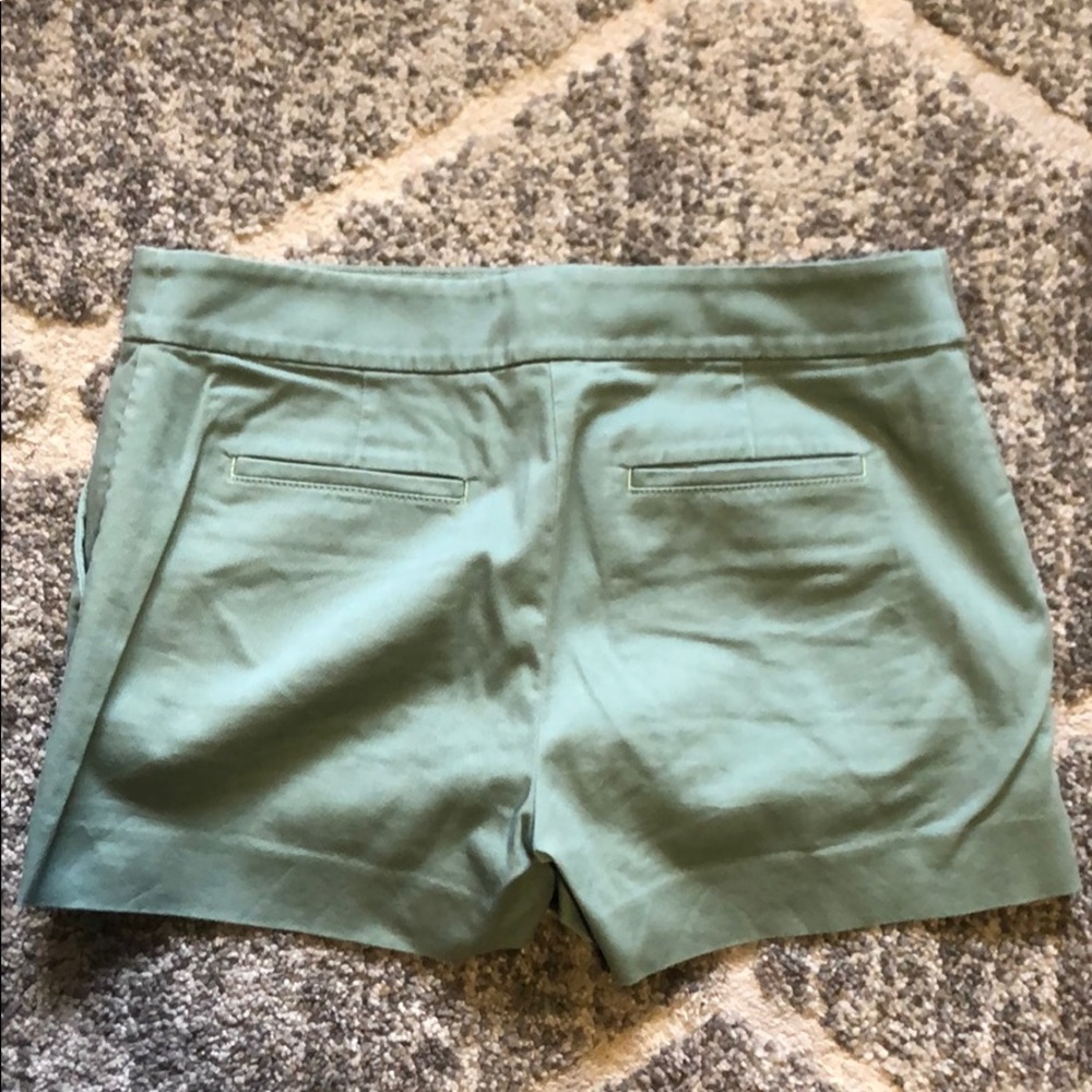 Loft Riviera Shorts - Picture 2 of 3
